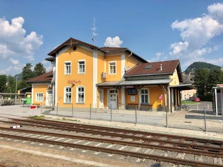 Der Köflacher Bahnhof als Endstation der Bahnstrecke von Graz über Lieboch nach Köflach